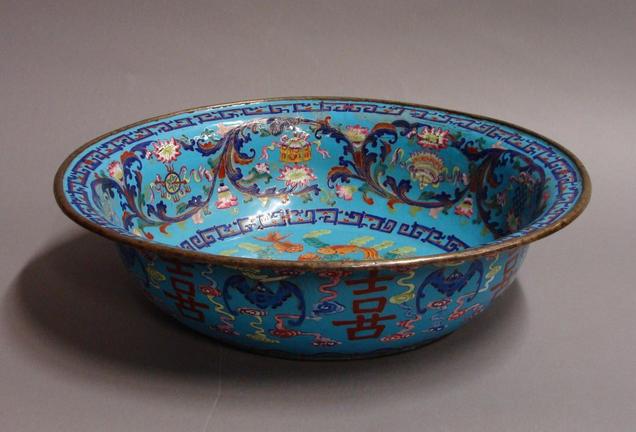 几件铜胎珐琅器请掌眼评估价_几件铜胎珐琅器