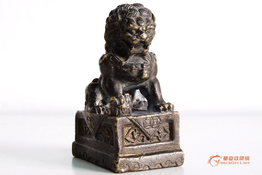 请大家帮忙鉴定一对铜狮子_请大家帮忙鉴定一