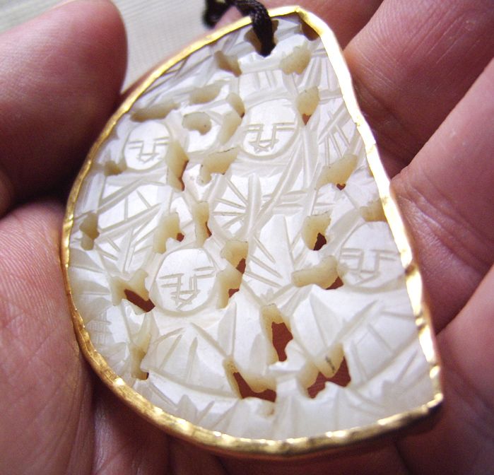 清代青白圆玉佩(残包金)_清代青白圆玉佩(残包金)鉴定_清代青白圆玉佩(残包金)估价_清代青白圆玉佩(残包金)真假辨别_来自藏友欧文宝贝_玉石_明清_古玩鉴定估价_华夏收藏网