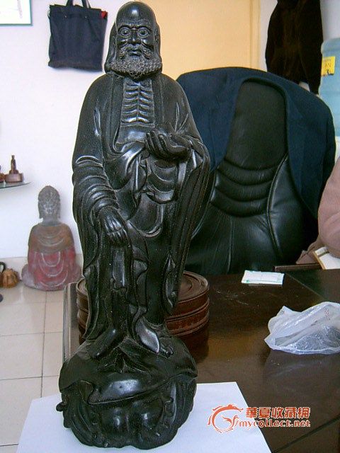 达摩渡海雕像,紫乎?乌乎?