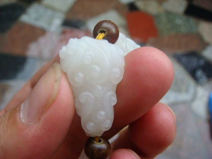 阔气的手钏,美其名曰--虎虎生威,来自藏友淮南