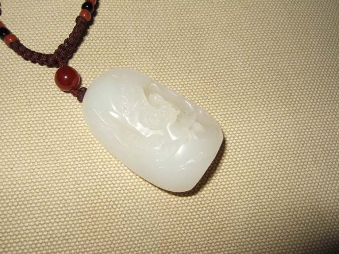 白玉挂件。新工,来自藏友一飞落色-玉石-和田-