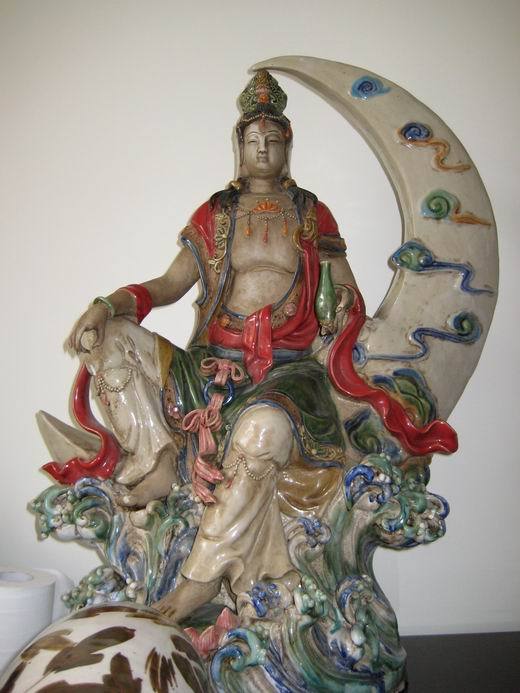 清.水月观音(熟悉造像类的大师请指点了)_清.水