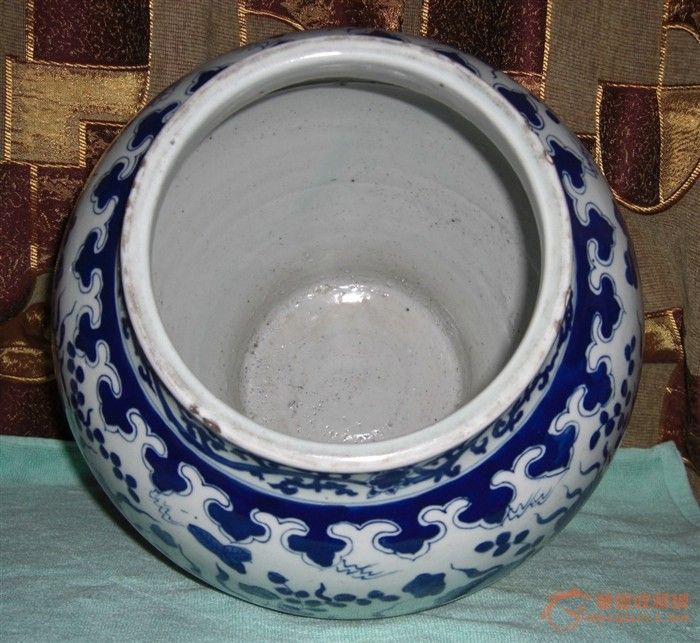 传个仿鬼谷子下山器型的罐子给大家开批判