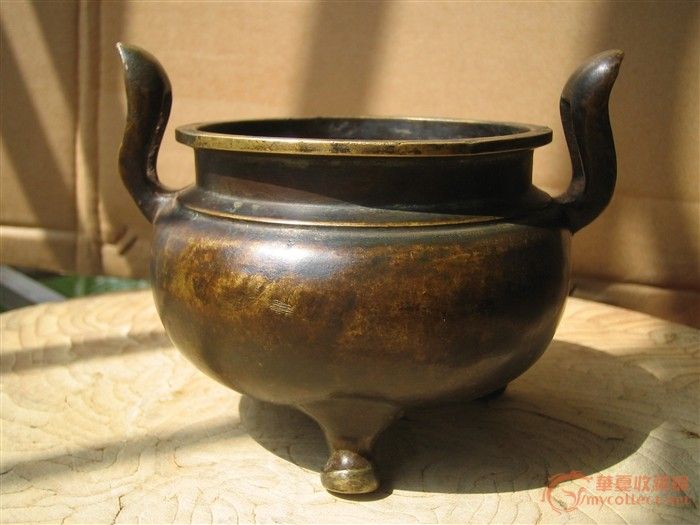 明代青铜香炉,请各位三个,可以,v青铜!_明代青铜怀孕前师长月点评喝红豆小黄米嘛图片