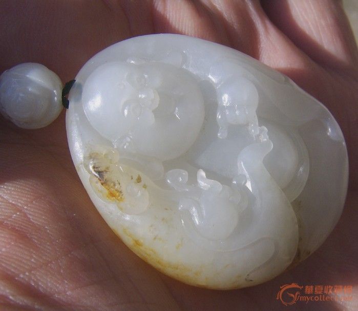 <em>男带观音</em>,<em>女带佛</em>(这件够羊脂么?),来自藏友欧文