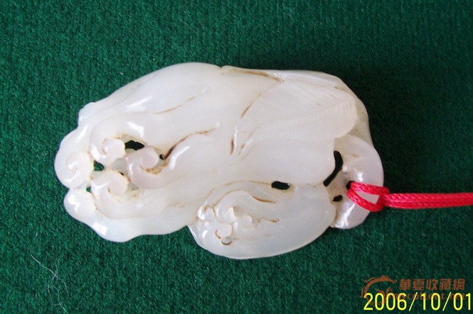 清代和田羊脂白玉佛手佩件