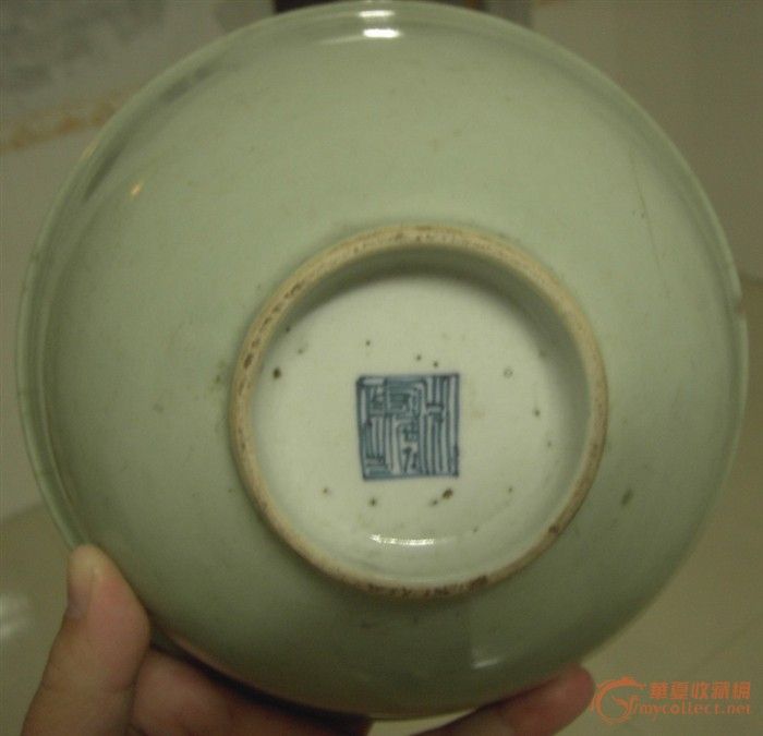 这个豆青大碗是民国还是清朝年间的?_这个豆