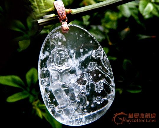 精美翡翠"踏雪寻梅"相当具有气场