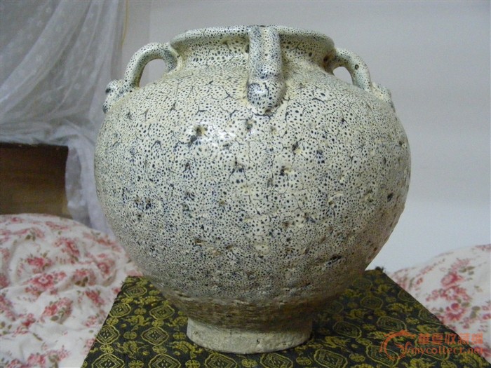 唐鲁山窑花瓷