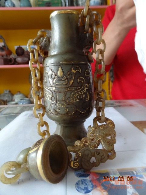 这只玉瓶可不是闹着玩的,来自藏友daniel9888