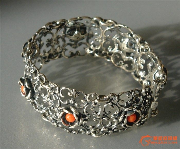 老银镶嵌珊瑚手链_老银镶嵌珊瑚手链鉴定_来自藏友冰咖啡_珠宝鉴定_珊瑚珠宝鉴定_古玩鉴定估价_华夏收藏网