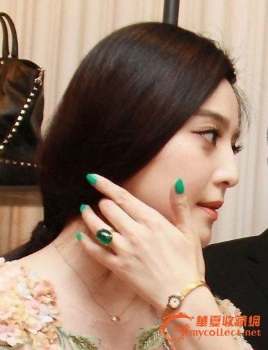 冰冰频撩<em>头发</em>秀翡翠戒指,书香只秀戒指_冰冰频