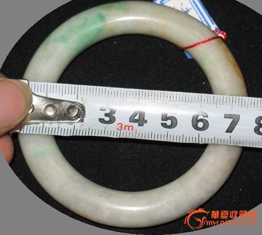 白底青带翡微紫三色老翡翠手镯_白底青带翡微