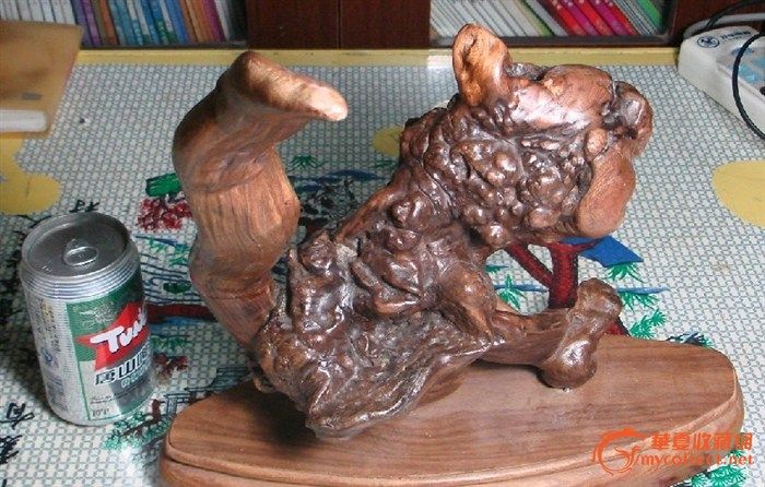 老麻砾疙瘩松鼠。世上独此一件。