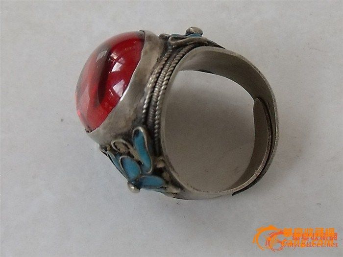 老银景泰蓝镶嵌红宝石戒指_老银景泰蓝镶嵌红
