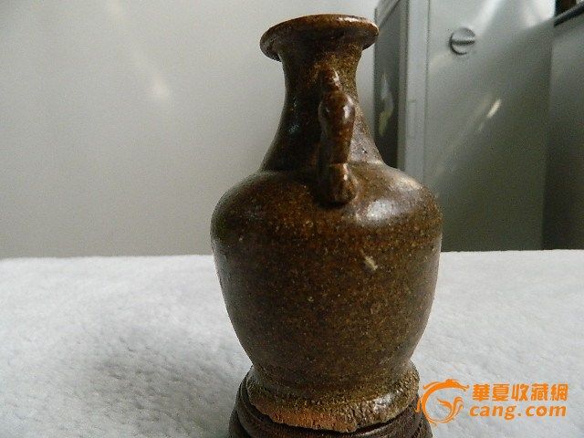 南宋赣州窑茶叶末釉双耳瓶_南宋赣州窑茶叶末