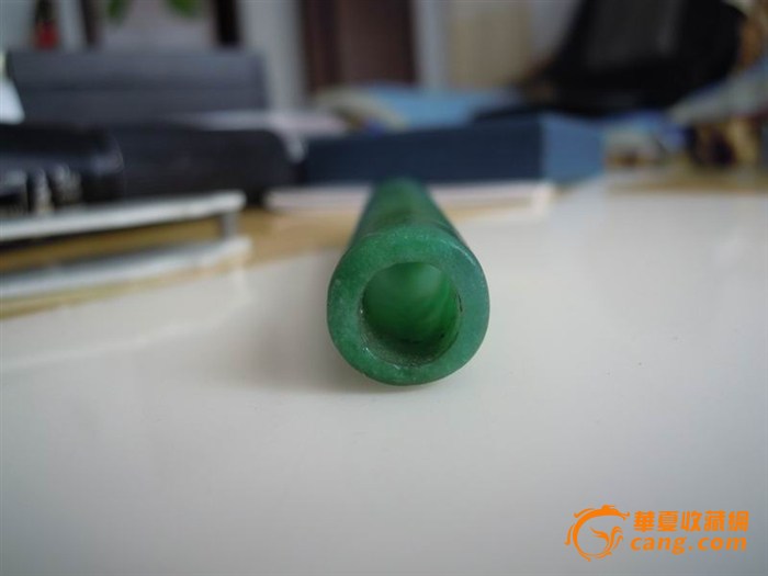 清代满绿翡翠翎管