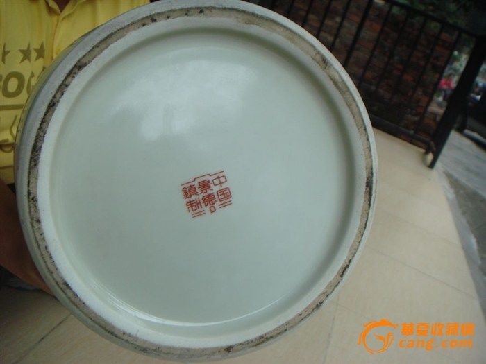 赤脚医生向阳花身背药箱走万家,救死扶伤为人