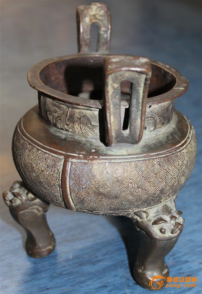 元代三足炉