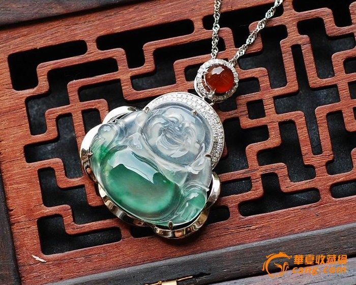 唯美收藏级大翡翠观音佛公_唯美收藏级大翡翠