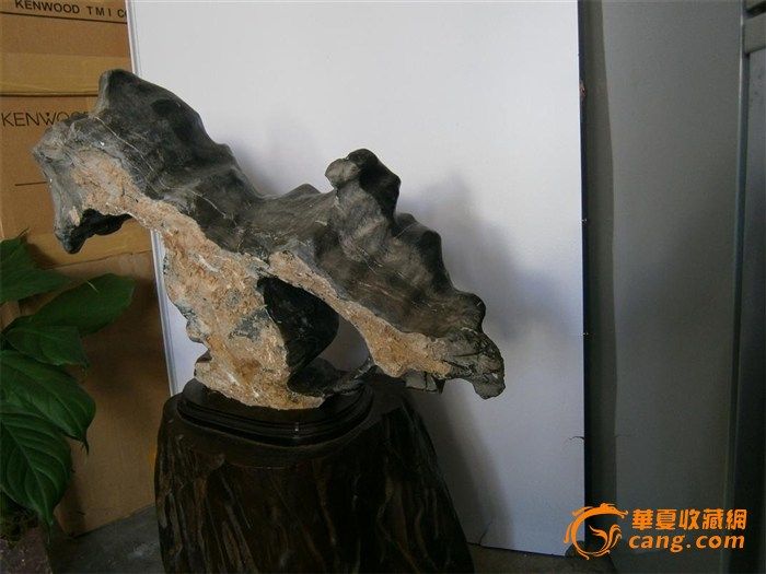 现代·灵碧观赏石《雄鹰展翅》摆件_现代·灵