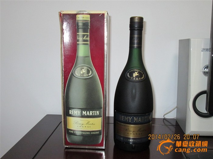 1993年从香港购入,xo人头马洋酒,外包装盒完好