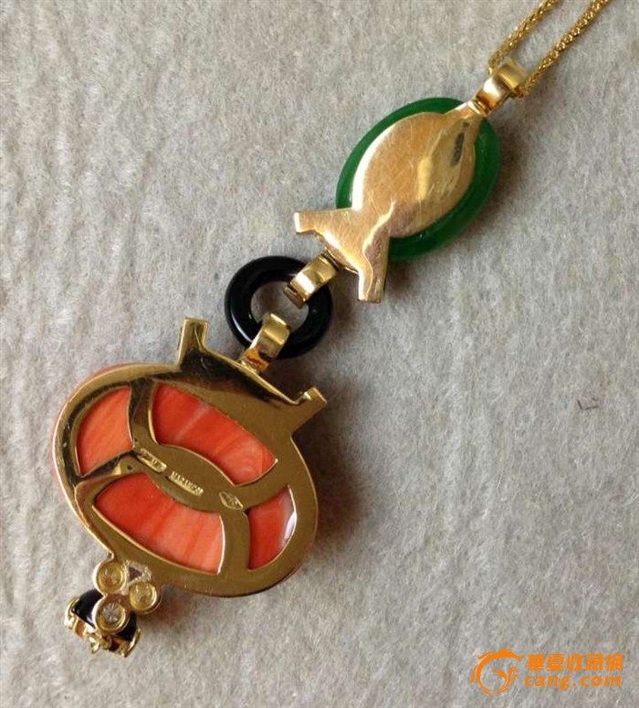 18K金0.35克拉GVS钻石翡翠玛瑙MOMO珊瑚项