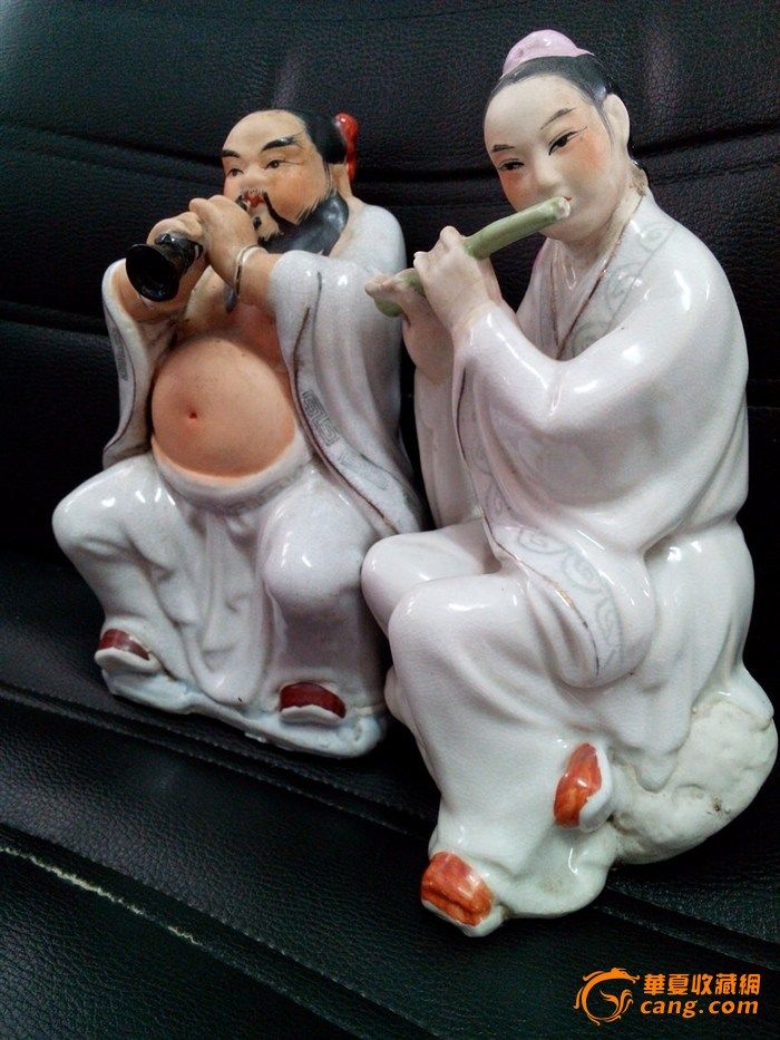 白釉粉彩描金钟韩二仙瓷塑像_白釉粉彩描金钟