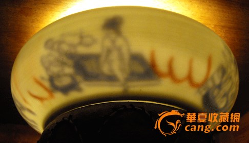 明永乐宫廷内府官字款暗青花甜白釉 春宫图纹卷口洗(图片一)通古