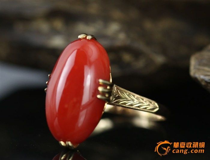 18k黄金红珊瑚戒指 椭圆形_18k黄金红珊瑚戒
