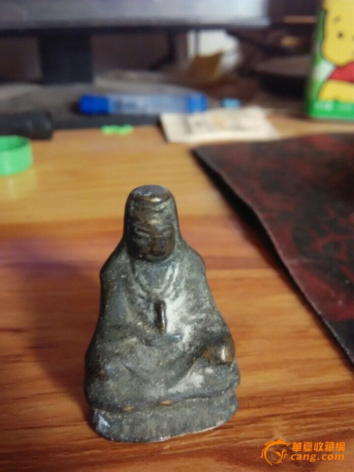 足金小佛像