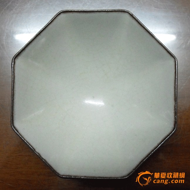北宋灰白釉官窑八角碗(图片之三)【通古博物院】【通古藏珍阁】