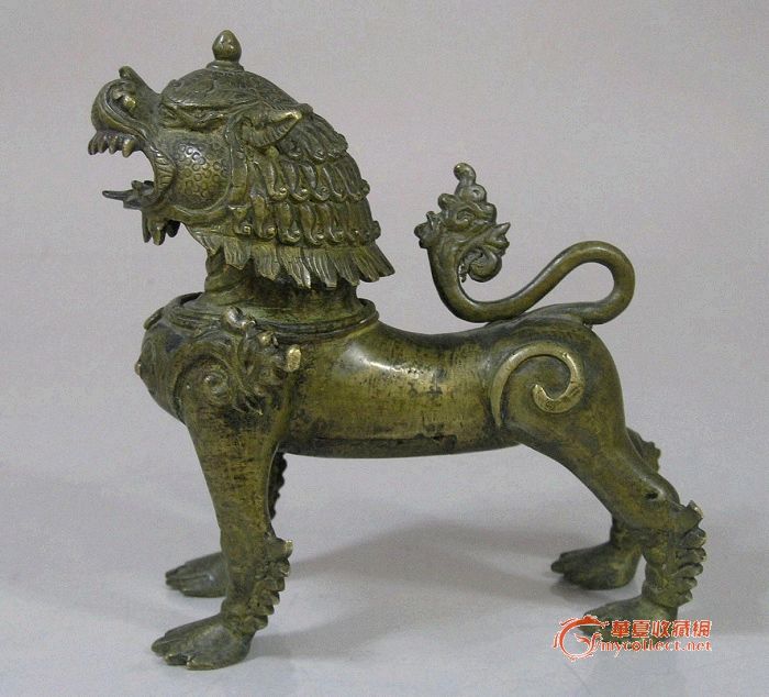 北侉南蛮忙碌碌,诗魔文匪赋频频. 误家纯孝三千载,祸国精忠十万轮.