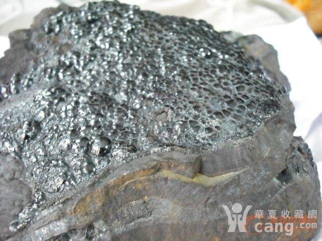 罕见无磁性陨石