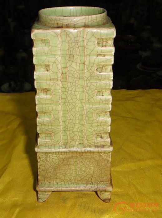 柴窑仿玉琮薄瓷