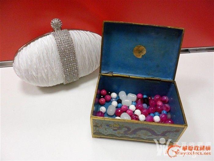 一个空盒子一个珠子猜成语_看图猜成语