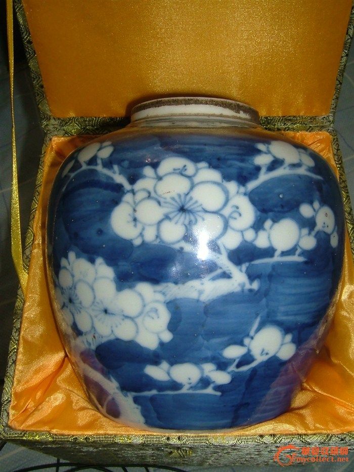 青花冰梅罐,请求断代,估价!